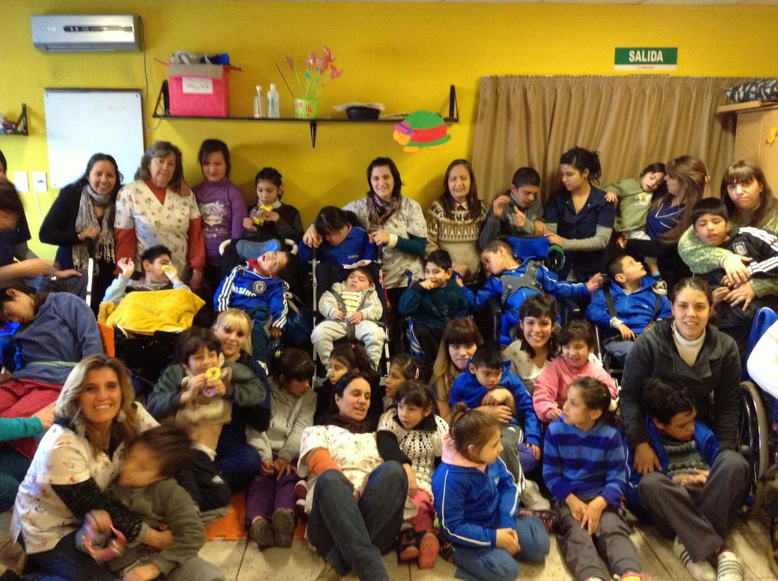 imagen de todo el centro terapeutico cetenid